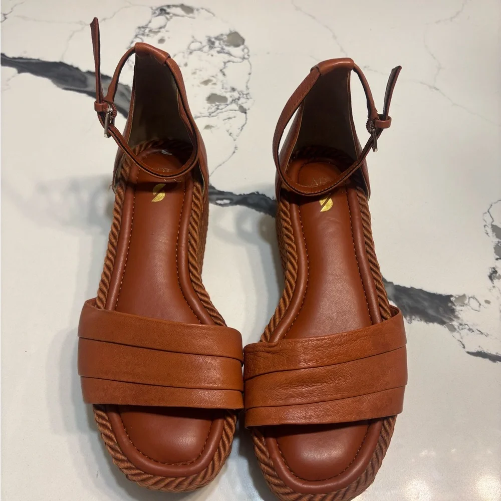 Sarto Brown Leather Women's Sandals - Picture 1 of 5